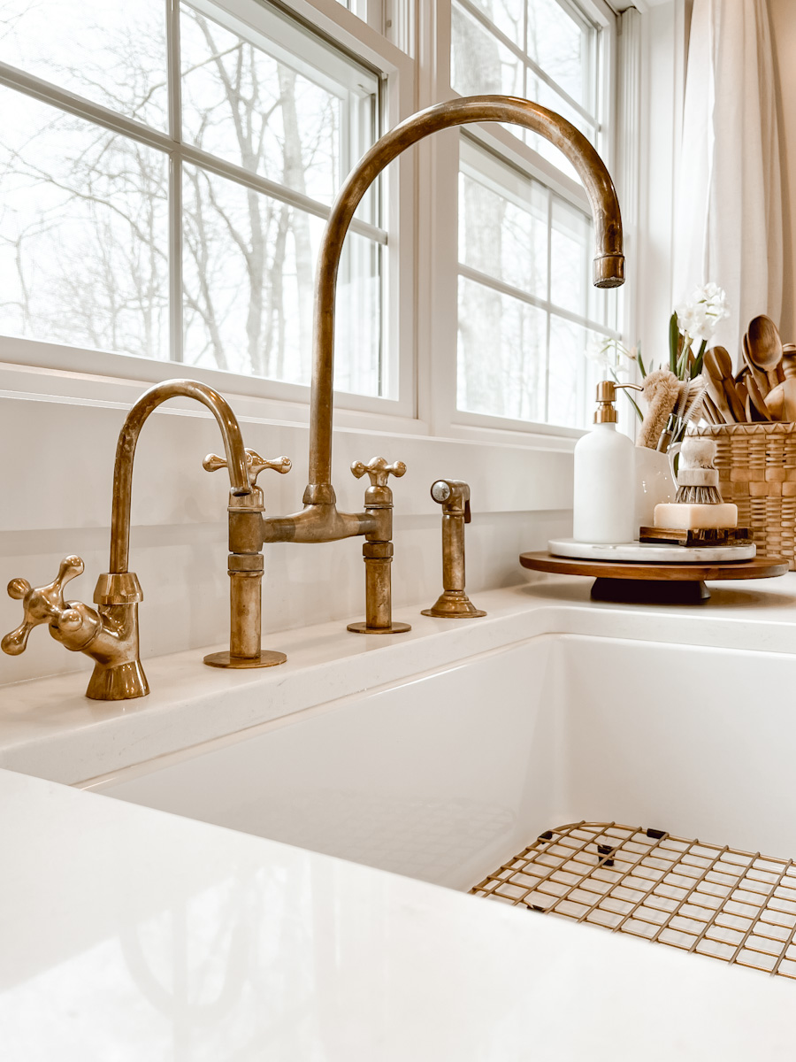 Best kitchen faucets, selecting the best kitchen faucet for your home is a crucial decision that can impact both