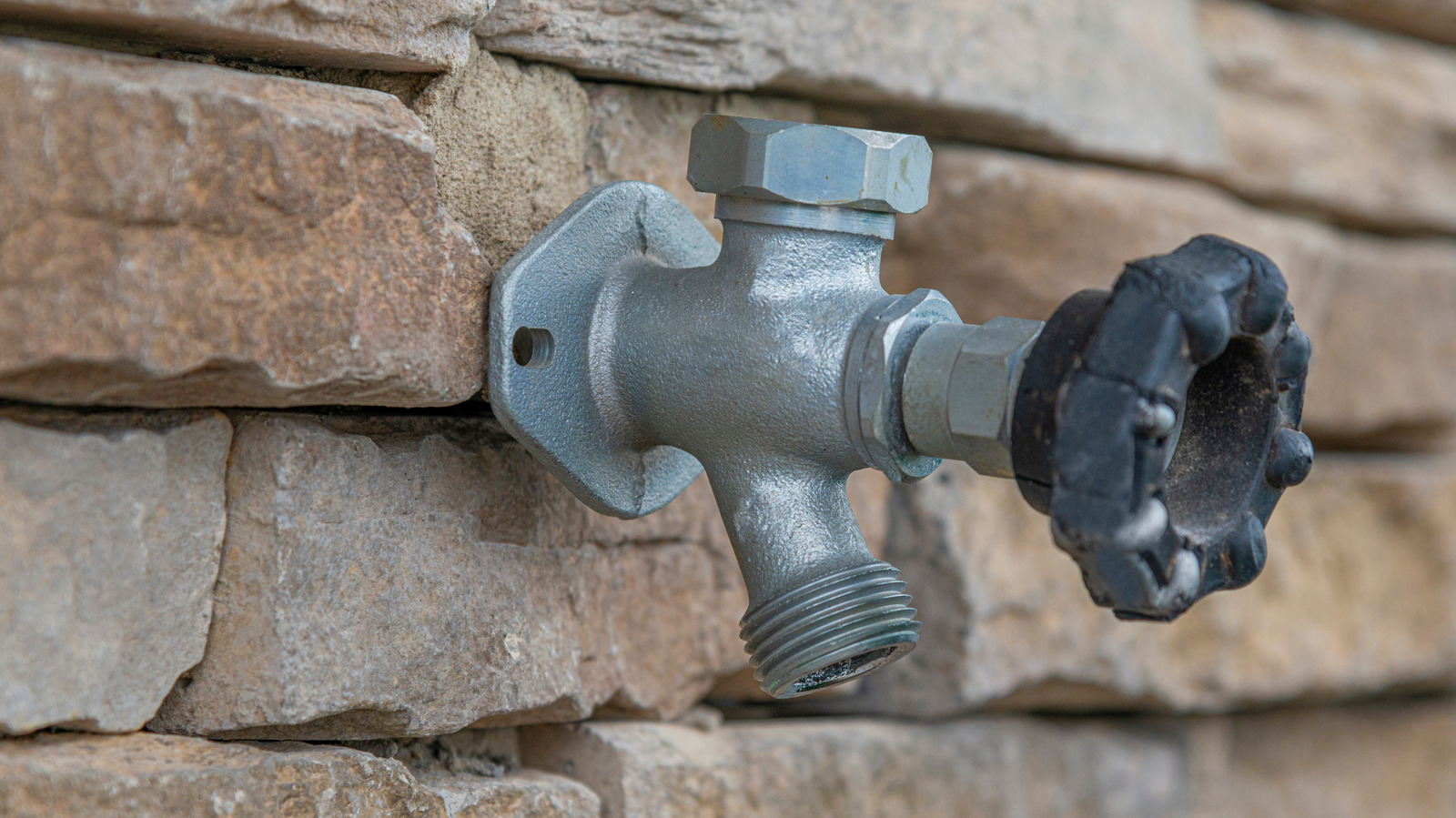 Winterizing outdoor faucets 