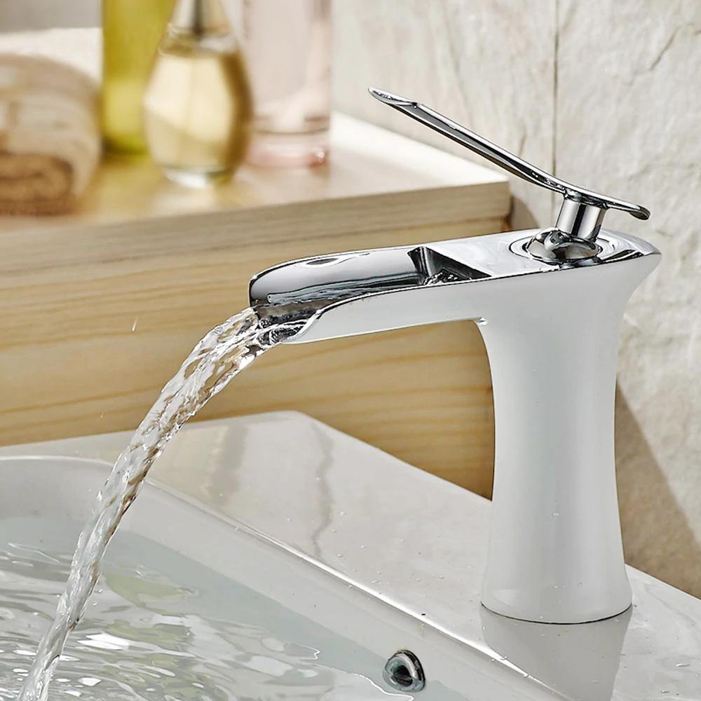 clean sink faucets